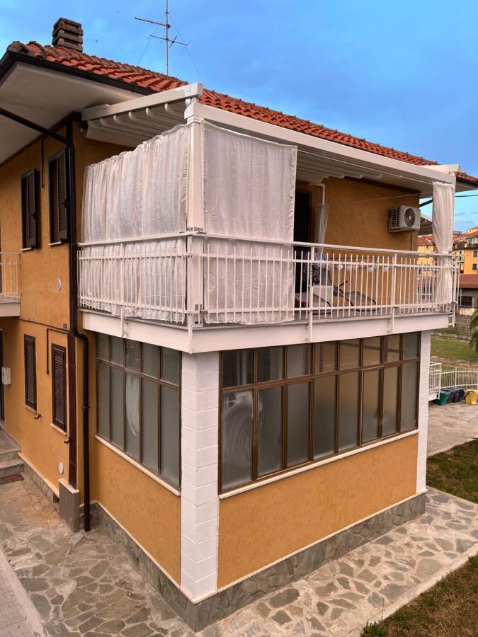 Il Gattino Di Porto - Apt 1 - Monolocale Veranda Piscina Імперія Екстер'єр фото