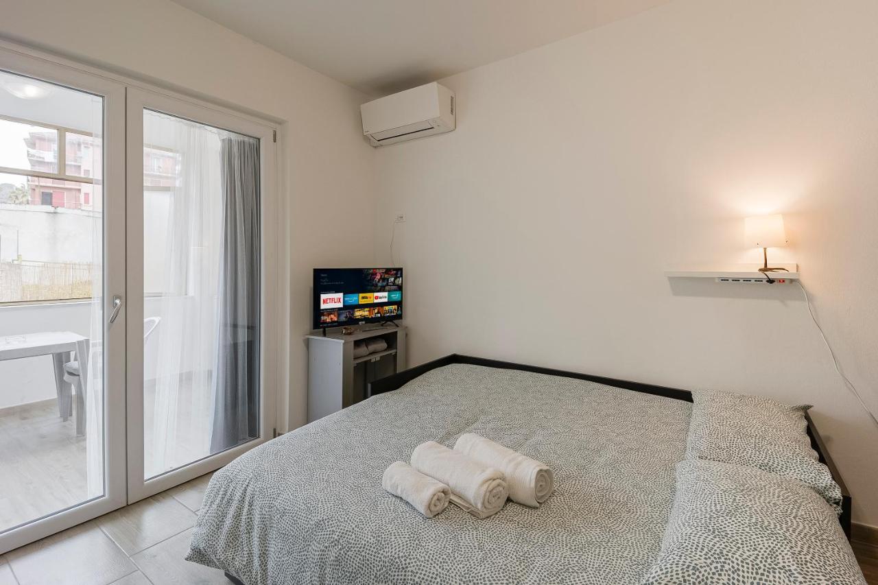 Il Gattino Di Porto - Apt 1 - Monolocale Veranda Piscina Імперія Екстер'єр фото