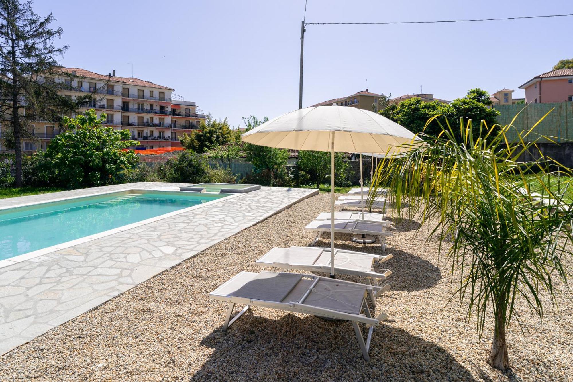 Il Gattino Di Porto - Apt 1 - Monolocale Veranda Piscina Імперія Екстер'єр фото